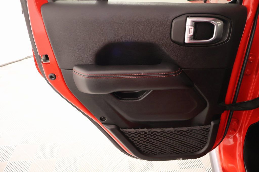 Used 2022 Jeep Gladiator Rubicon w/ LED Lighting Group image 16