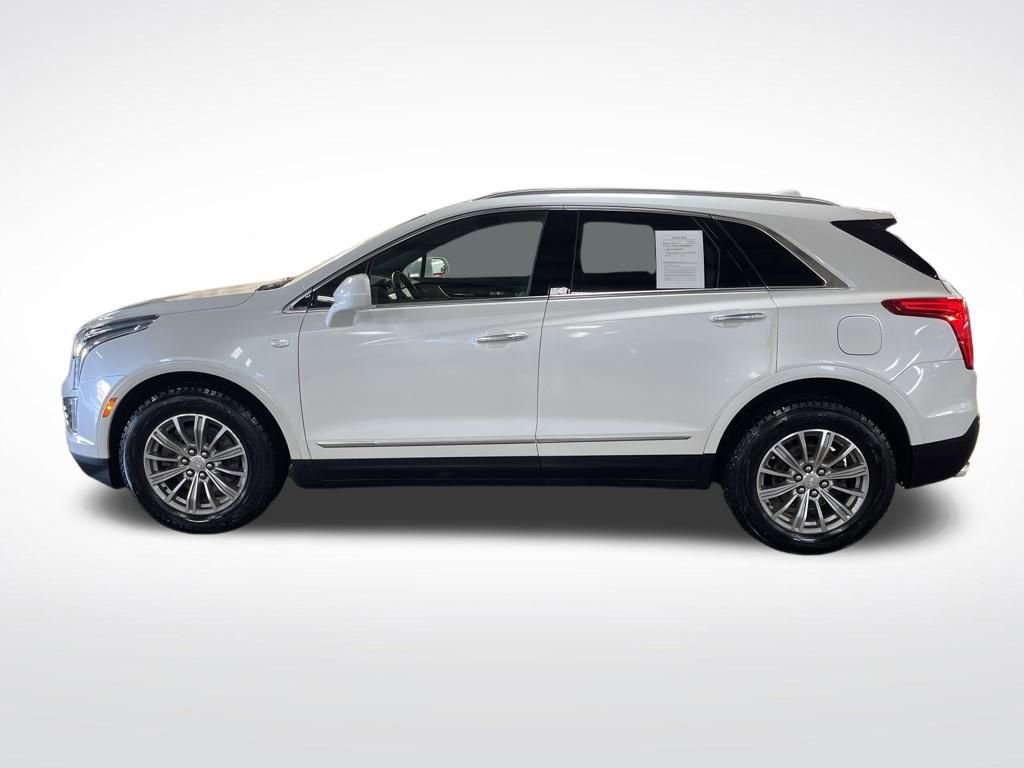 Used 2017 Cadillac XT5 Luxury w/ Driver Awareness Package image 2