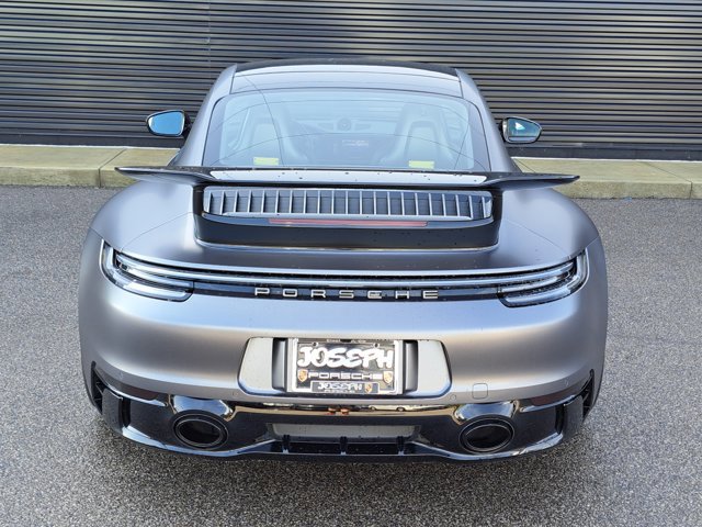 Used 2024 Porsche 911 Carrera T image 6