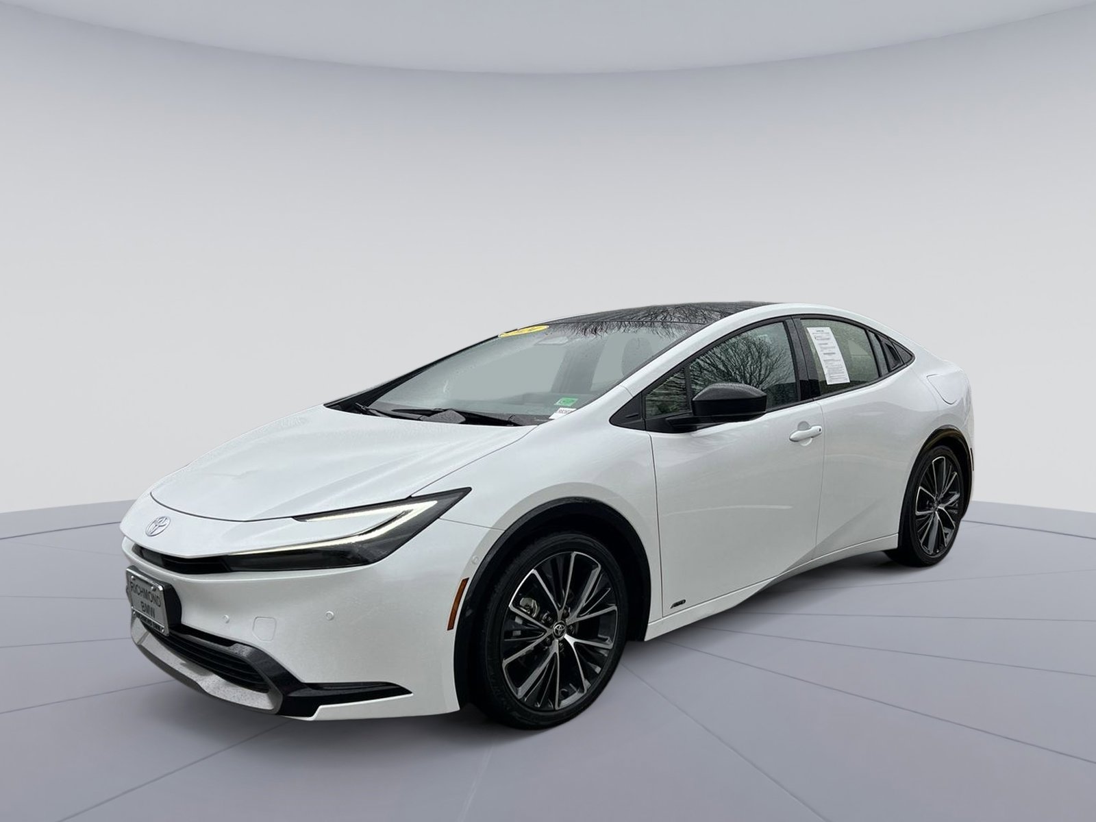 Used 2024 Toyota Prius LE