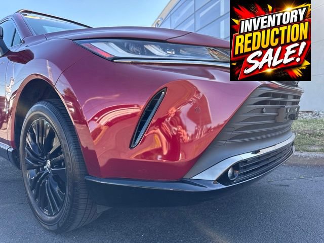 Used 2024 Toyota Venza Nightshade AWD/4WD image 29