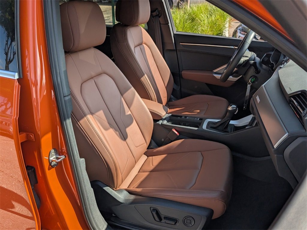 Used 2025 Audi Q3 2.0T Premium image 18