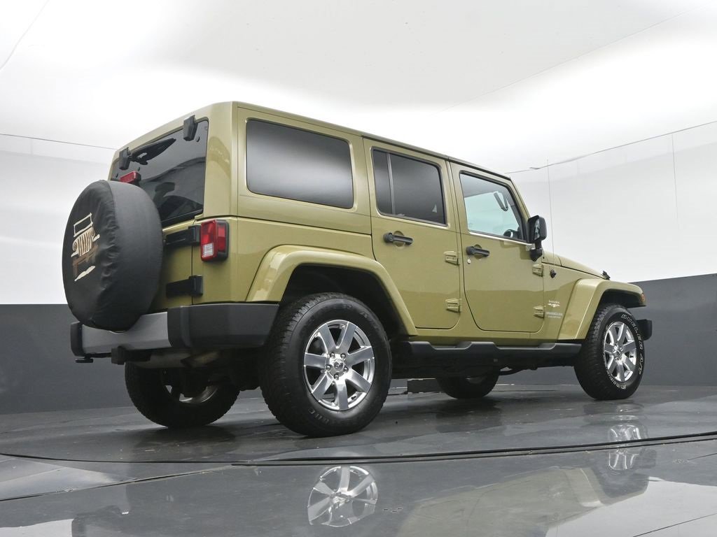 Used 2013 Jeep Wrangler Unlimited Sahara w/ Connectivity Group image 45
