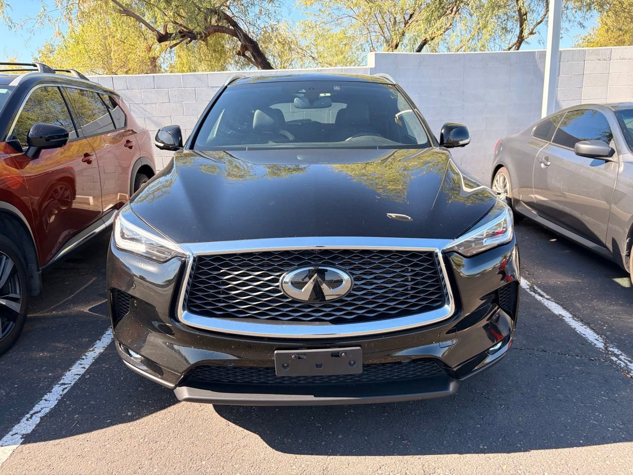 Used 2019 INFINITI QX50 Essential w/ Sensory Package AWD/4WD image 3