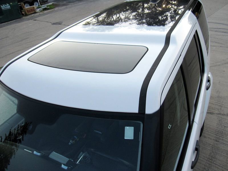 Used 2014 Land Rover LR4 HSE image 17