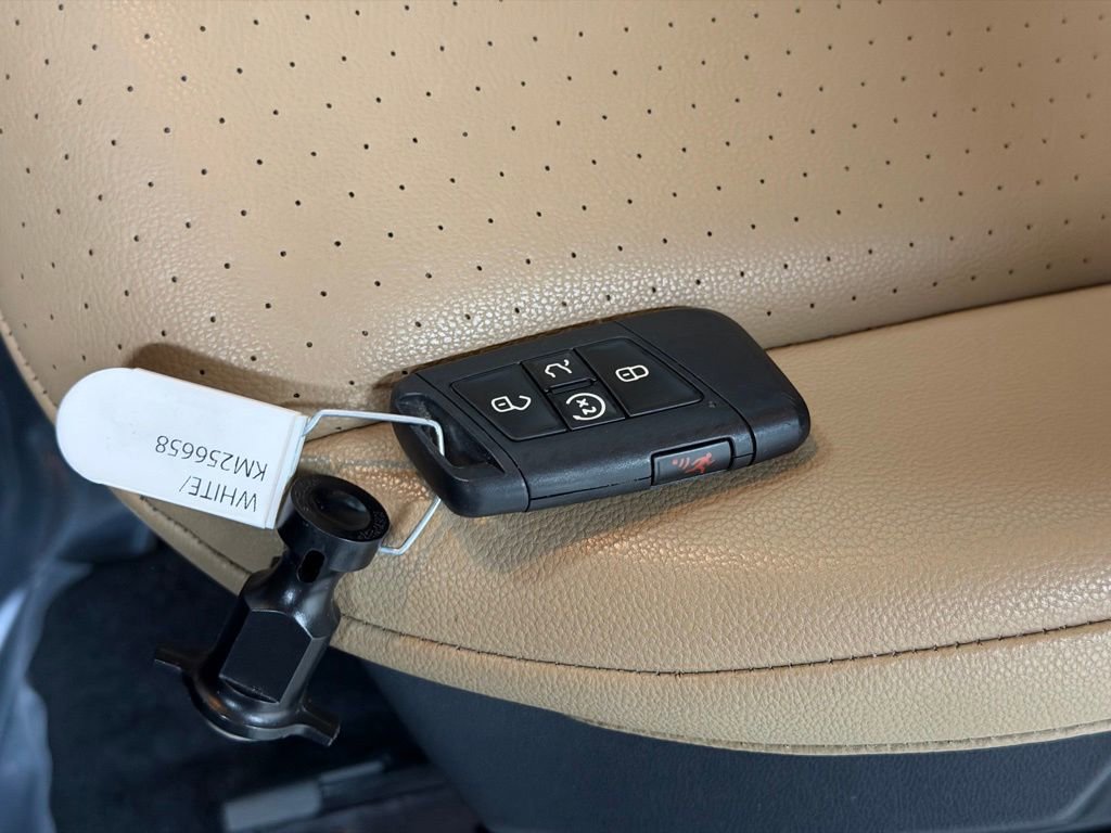 Used 2019 Volkswagen Jetta SE w/ Cold Weather Package image 26