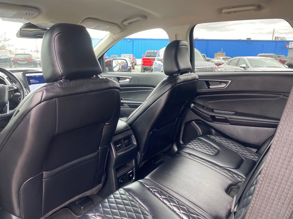 Used 2024 Ford Edge Titanium image 15