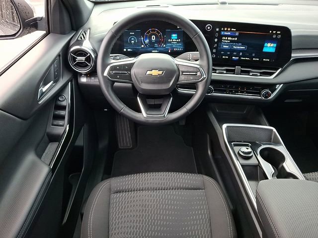 Used 2026 Chevrolet Equinox LT FWD image 11