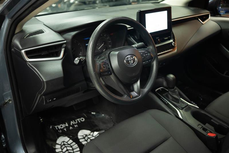 Used 2024 Toyota Corolla LE FWD image 9