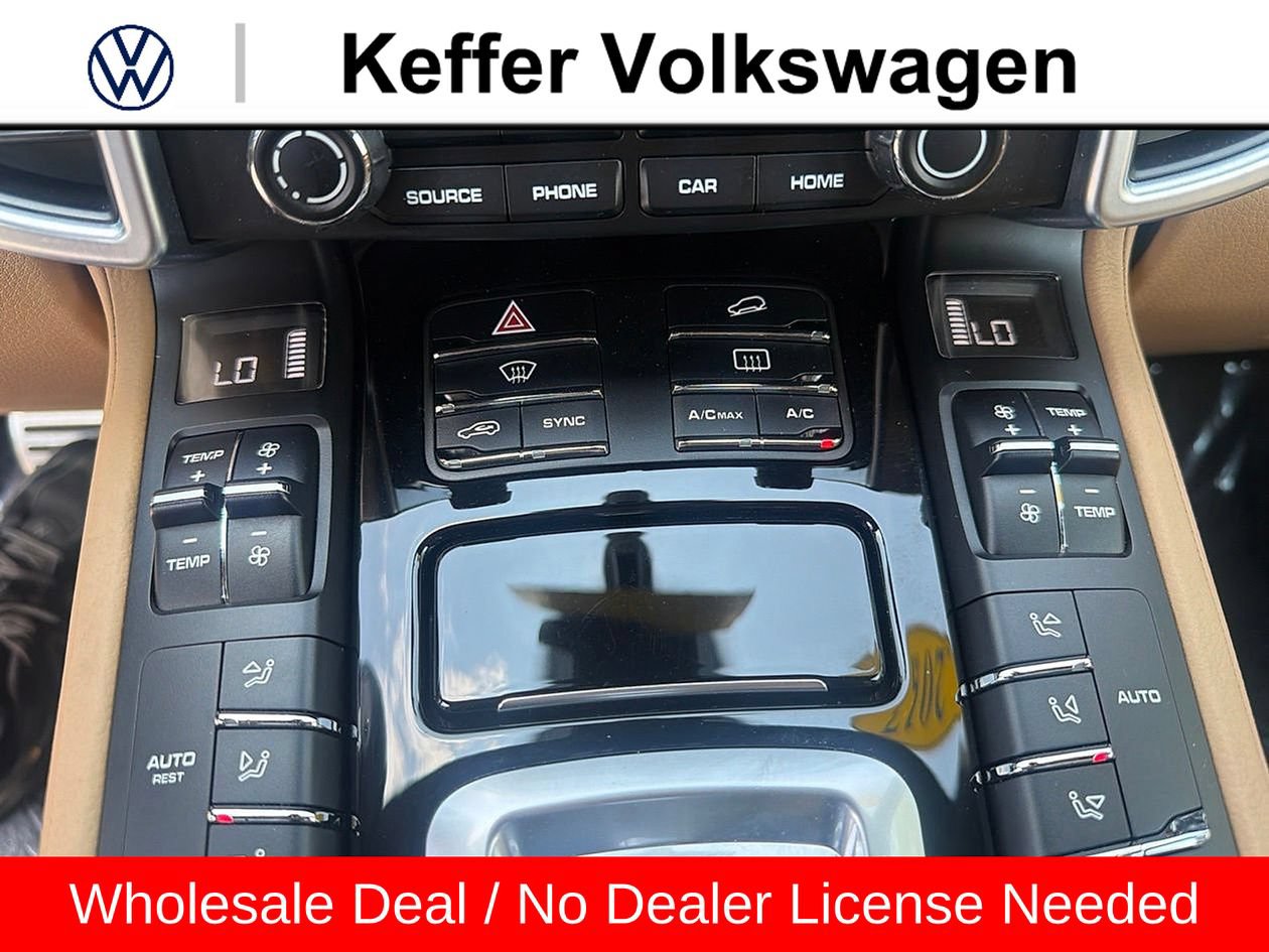 Used 2017 Porsche Cayenne S AWD/4WD image 21