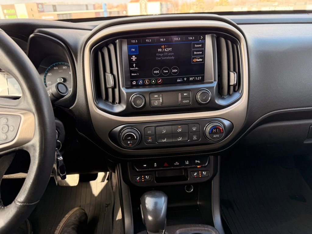 Used 2022 GMC Canyon Denali image 17