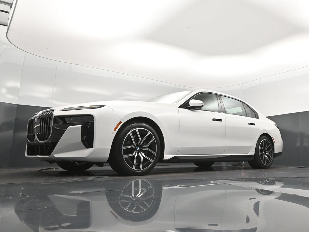 Certified 2024 BMW 740i w/ Executive Package RWD image 38