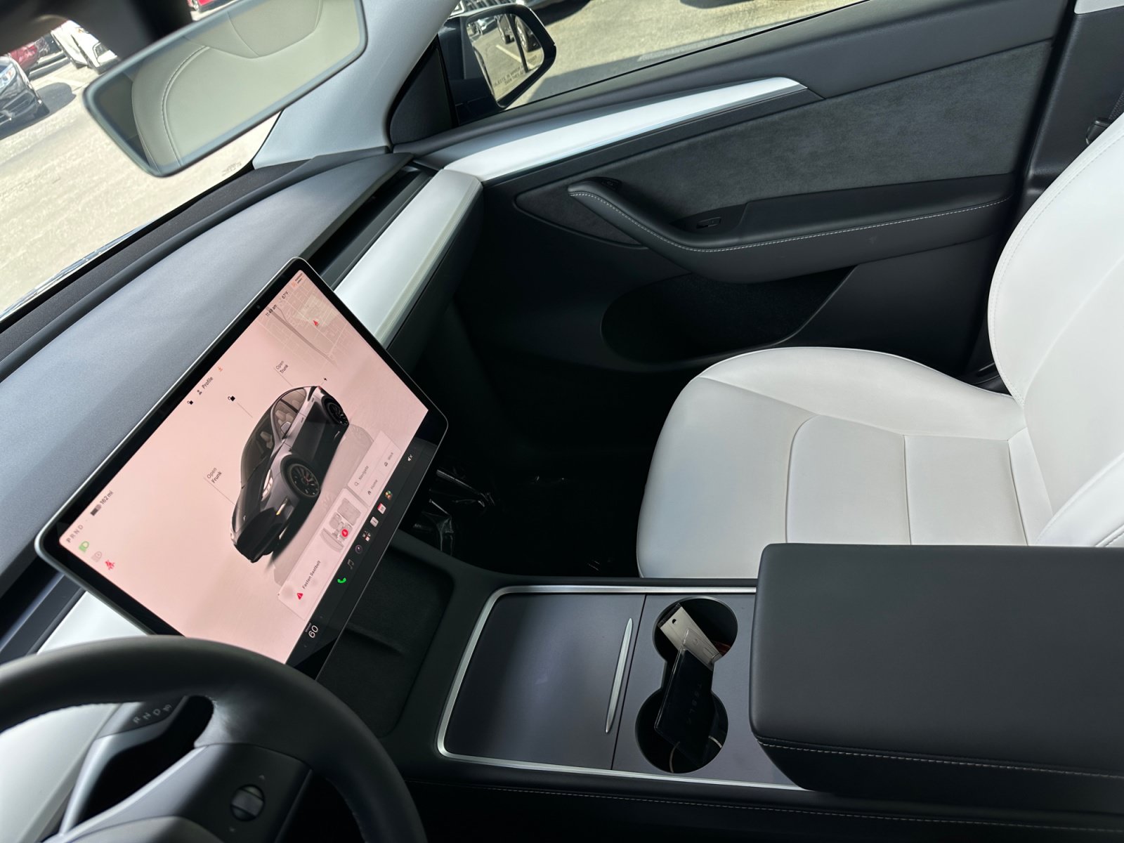 Used 2023 Tesla Model Y Performance AWD/4WD image 24