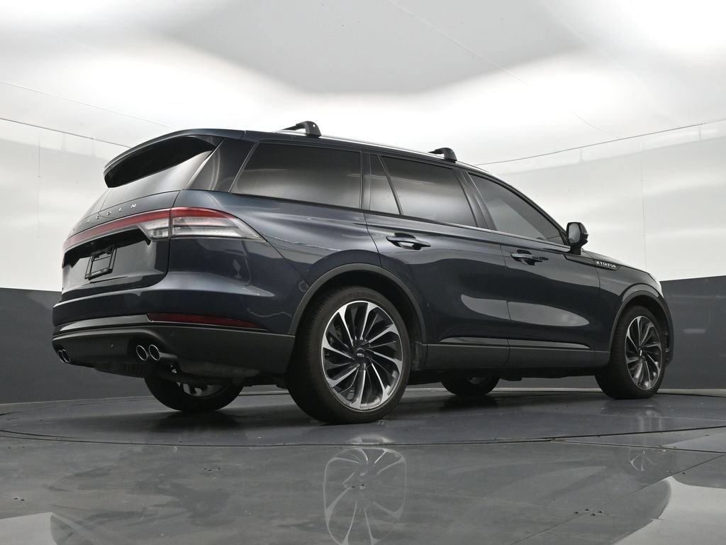 Used 2024 Lincoln Aviator Reserve w/ Equipment Group 201A RWD image 28