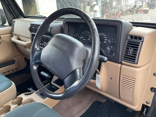 Used 1999 Jeep Wrangler Sahara image 11