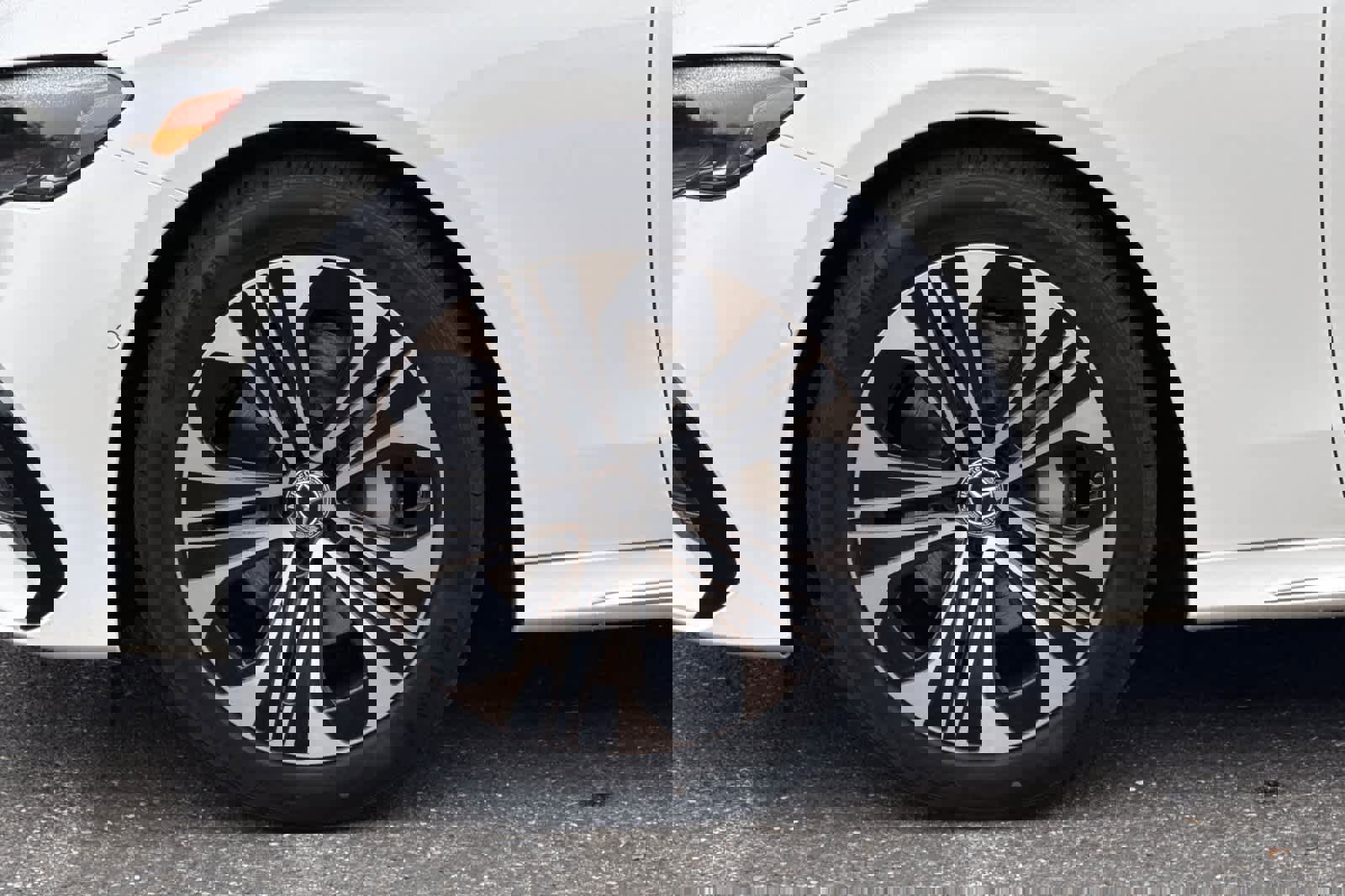 New 2026 Mercedes-Benz E 350 Sedan image 24