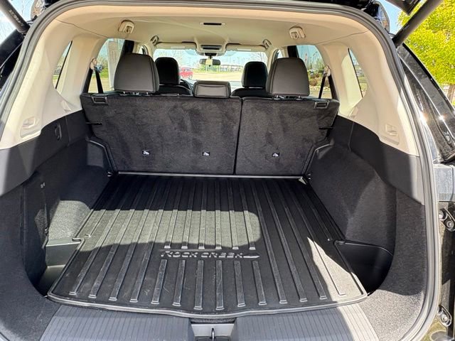 Used 2025 Nissan Rogue SV AWD/4WD image 26