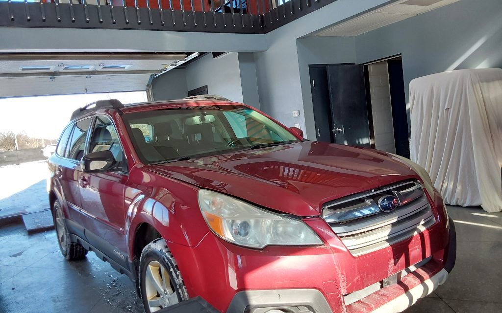 Used 2013 Subaru Outback 2.5i Limited w/ Moonroof Pkg image 7