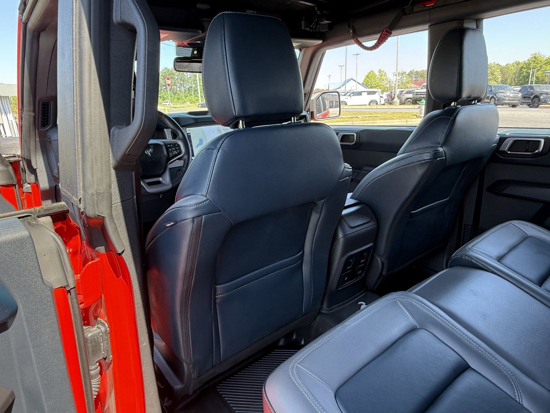 Certified 2024 Ford Bronco Outer Banks AWD/4WD image 16