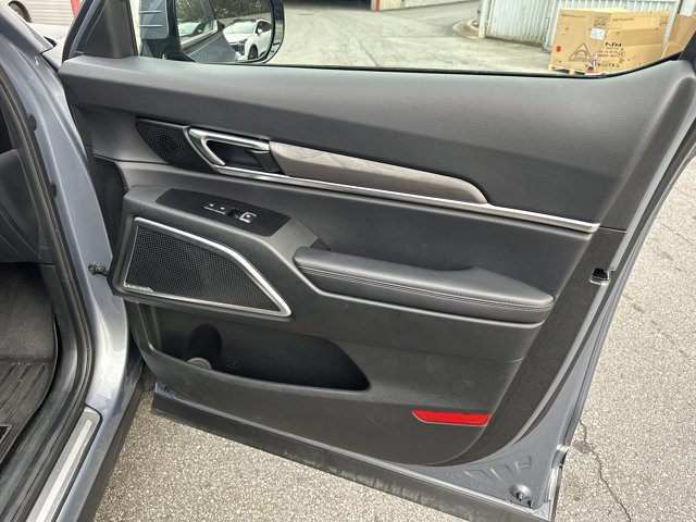 Used 2025 Kia Telluride SX Prestige X-Line image 16