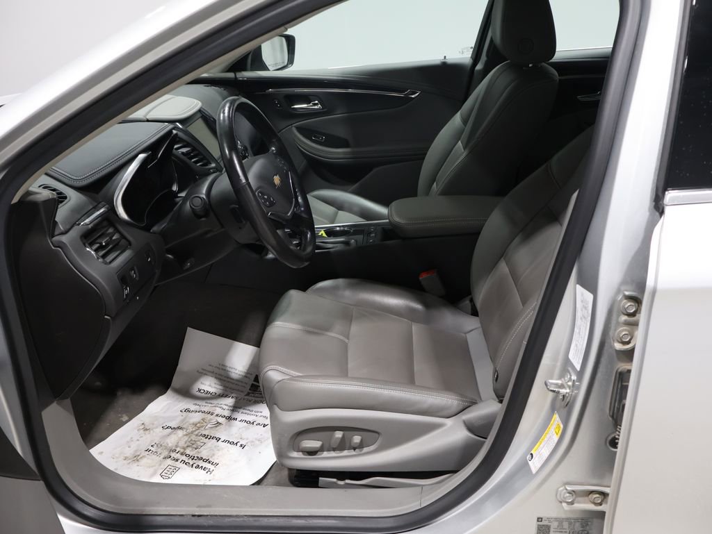 Used 2019 Chevrolet Impala LT image 10