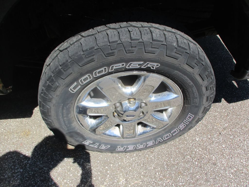 Used 2014 Ford F150 XLT w/ Equipment Group 302A Luxury AWD/4WD image 8