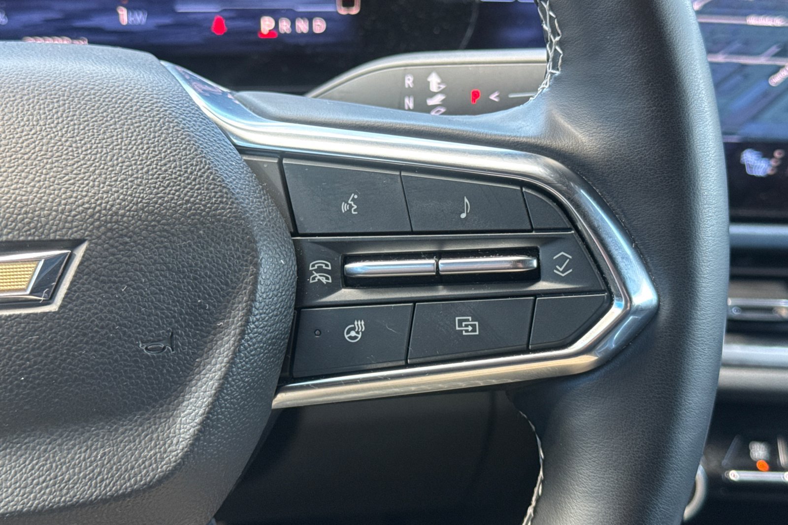 Used 2024 Chevrolet Equinox EV LT AWD/4WD image 36