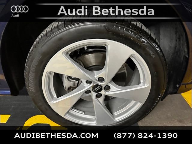 Used 2025 Audi Q5 Premium Plus w/ Premium Plus AWD/4WD image 9