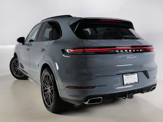 Certified 2026 Porsche Cayenne AWD/4WD image 30