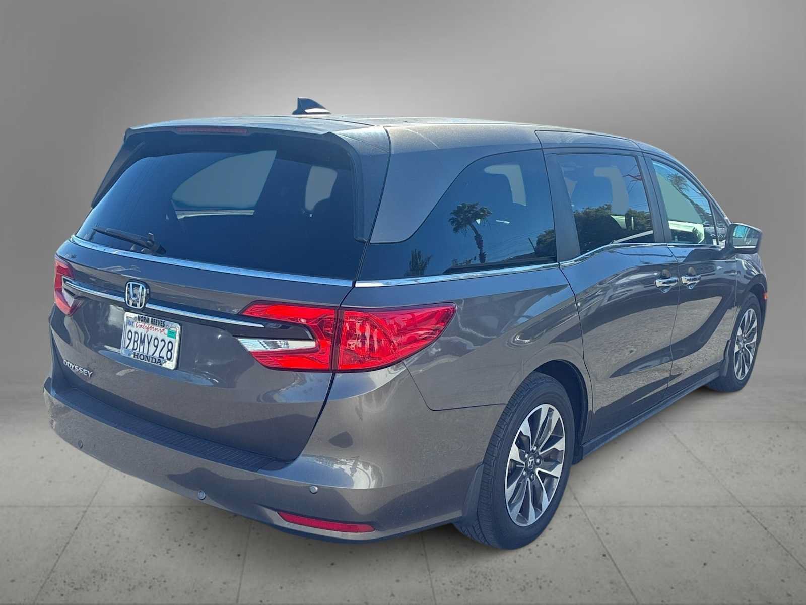 Used 2022 Honda Odyssey EX-L image 3