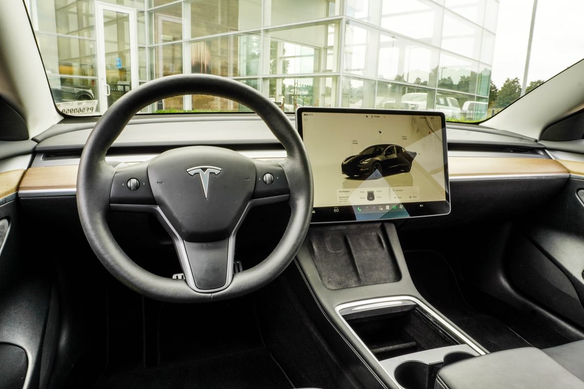 Used 2023 Tesla Model 3 Performance AWD/4WD image 16