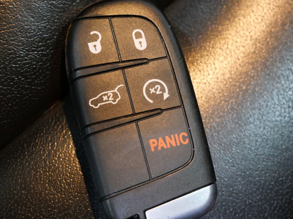 Used 2022 Dodge Durango GT image 29