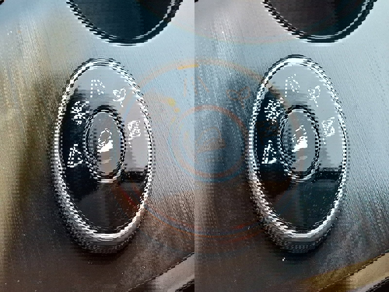 Used 2025 Nissan Rogue Rock Creek w/ Rock Creek Premium Package image 25