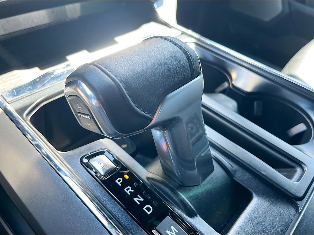 Used 2024 Ford F150 Lariat w/ FX4 Off-Road Package image 17