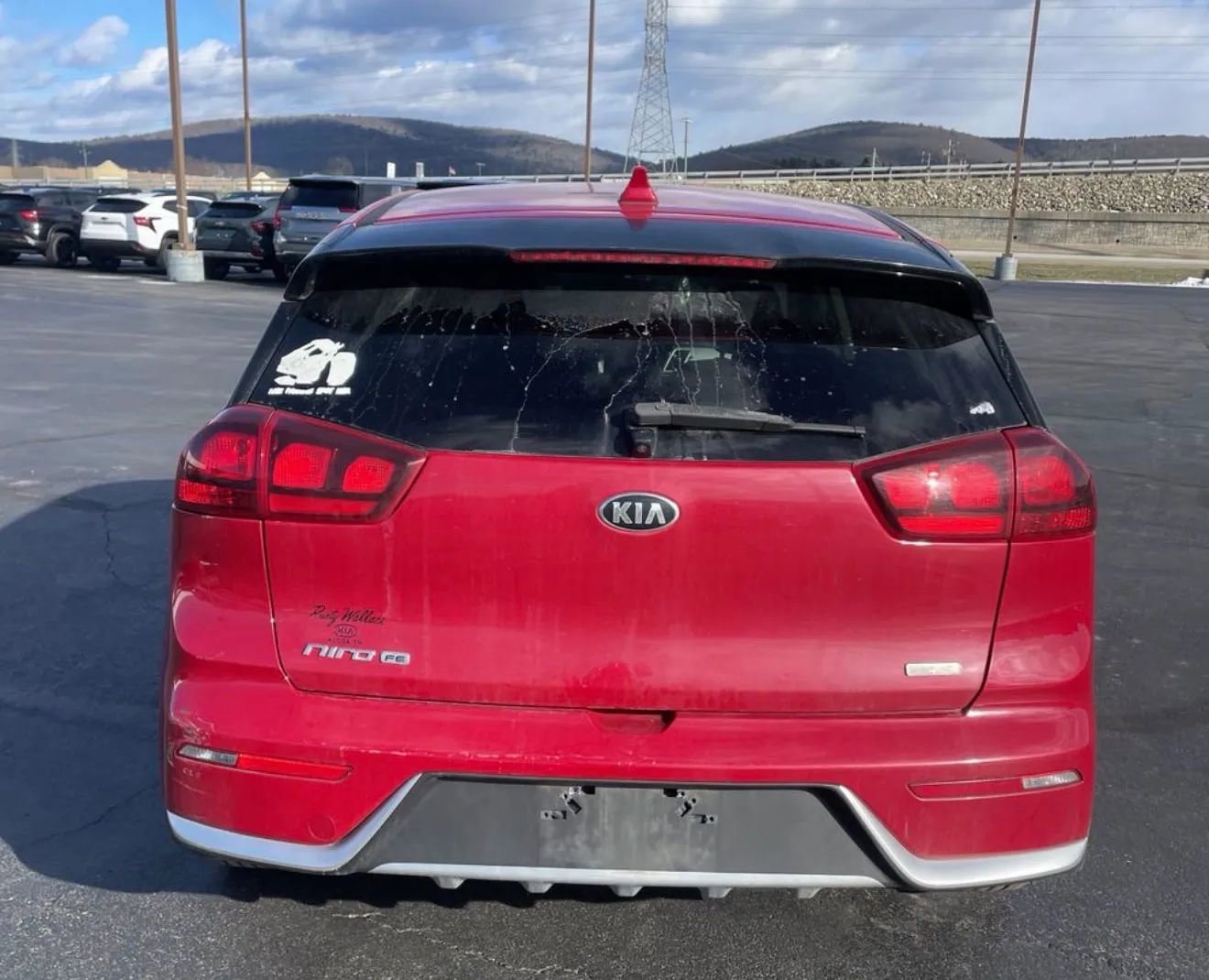 Used 2017 Kia Niro FE image 2