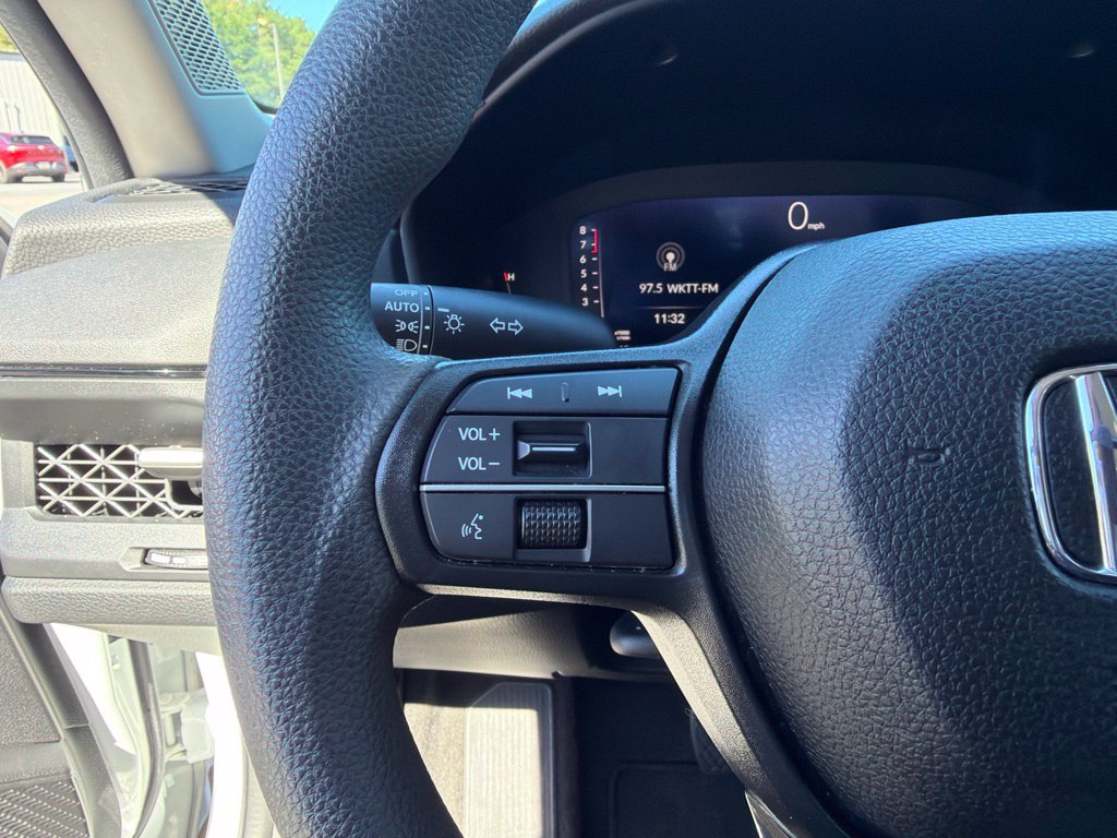 Used 2023 Honda Accord EX image 16