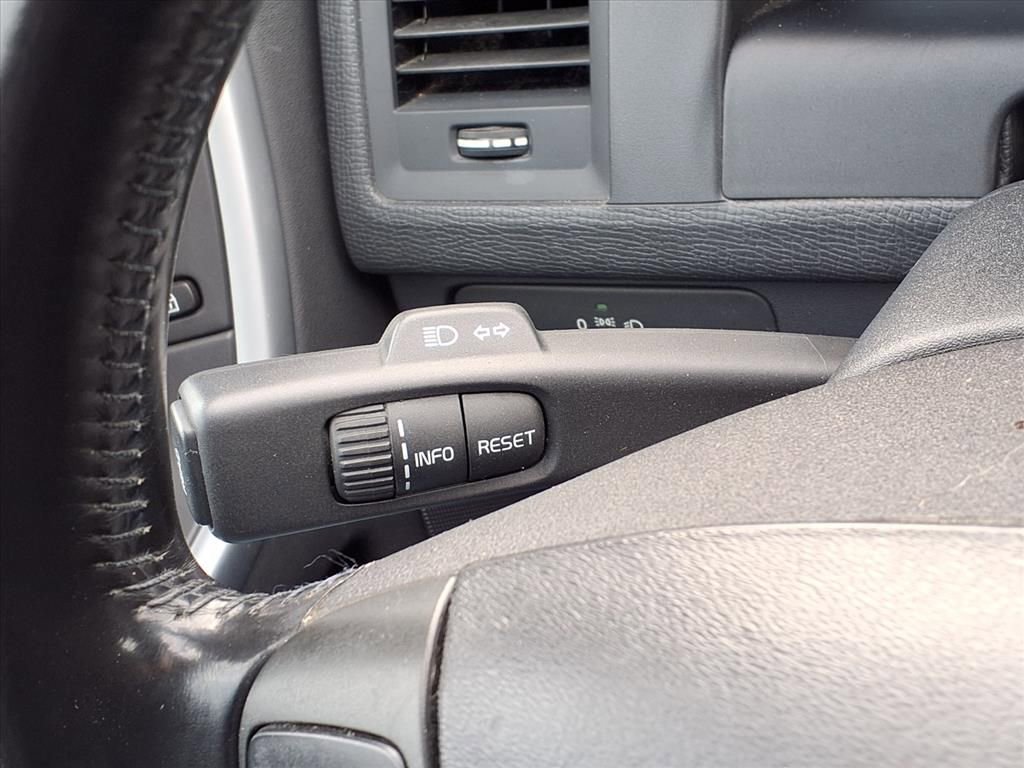 Used 2010 Volvo XC60 T6 image 22