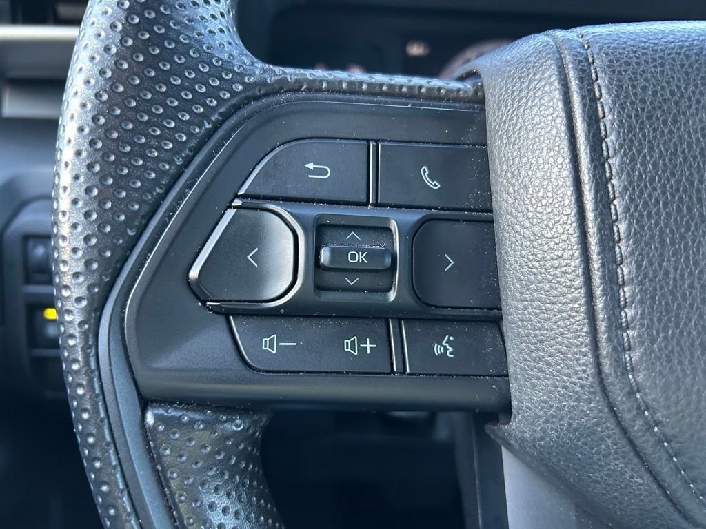 Used 2024 Toyota Tacoma SR RWD image 18