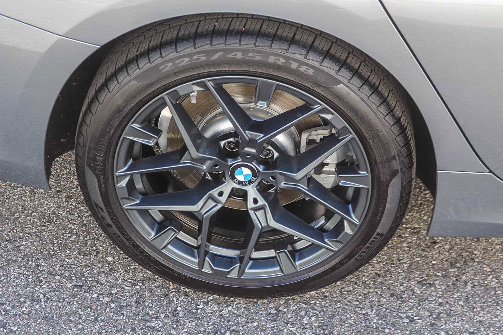 Used 2026 BMW 330i Sedan w/ Convenience Package RWD image 9