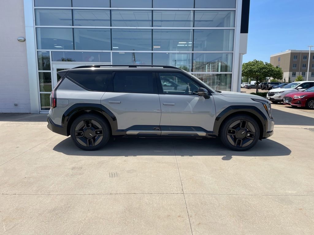 New 2026 Kia EV9 GT-Line AWD/4WD image 4
