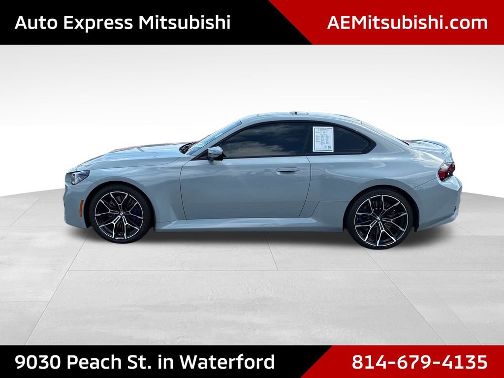 Used 2025 BMW M2 w/ Lighting Package image 4