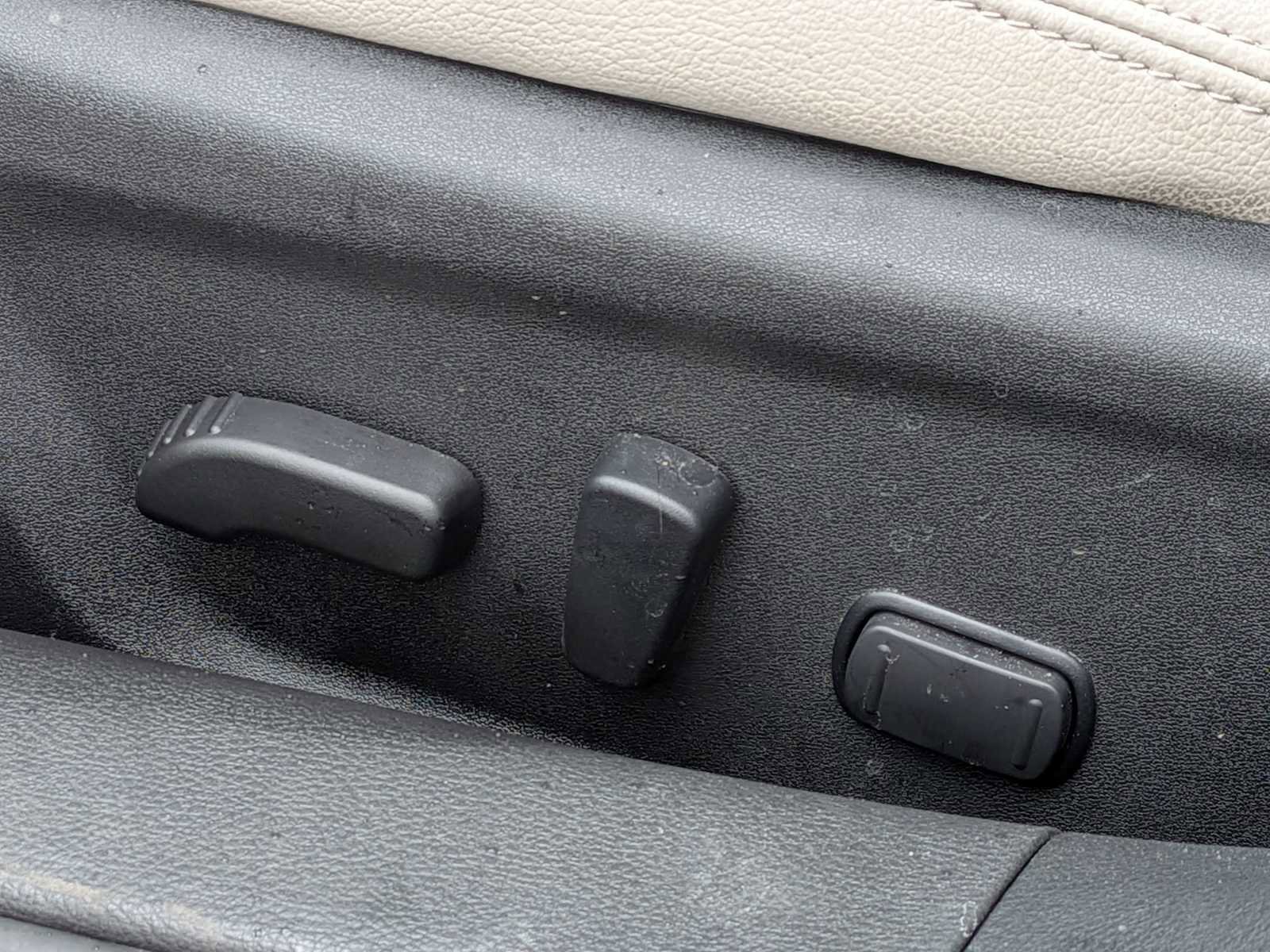 Used 2023 Nissan Altima 2.5 SL AWD/4WD image 16