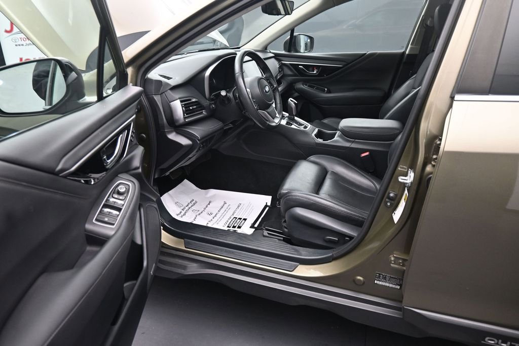 Used 2022 Subaru Outback Limited AWD/4WD image 15