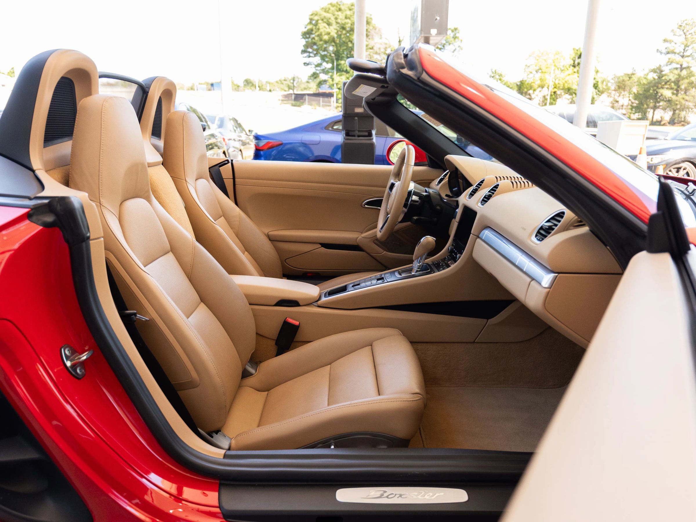 Used 2017 Porsche 718 Boxster RWD image 24