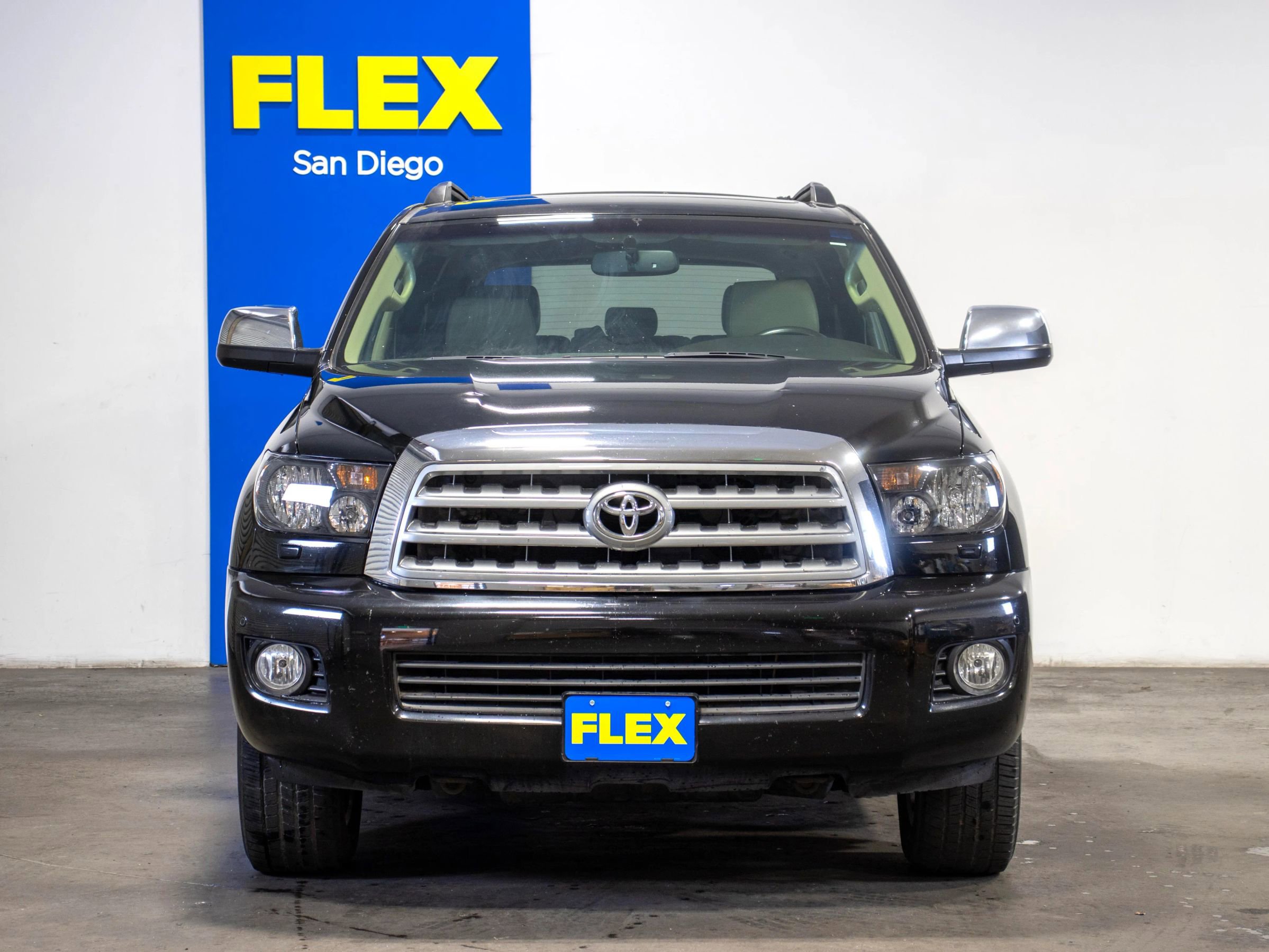 Used 2010 Toyota Sequoia Limited image 9