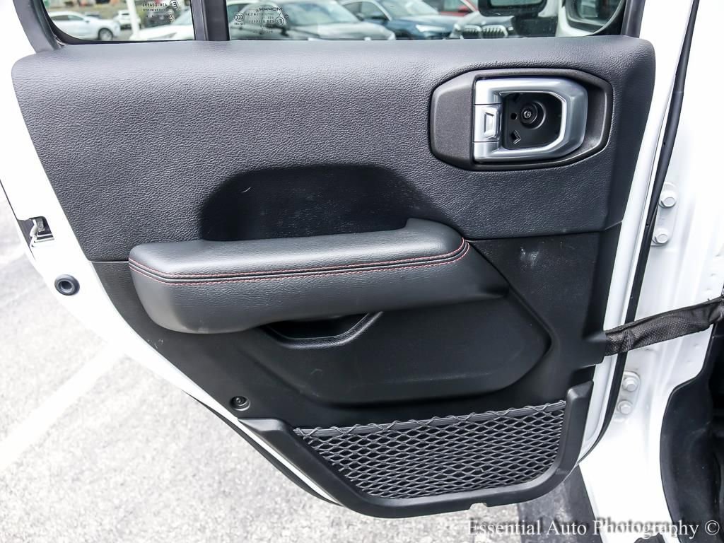 Used 2019 Jeep Wrangler Unlimited Rubicon w/ Dual Top Group AWD/4WD image 19