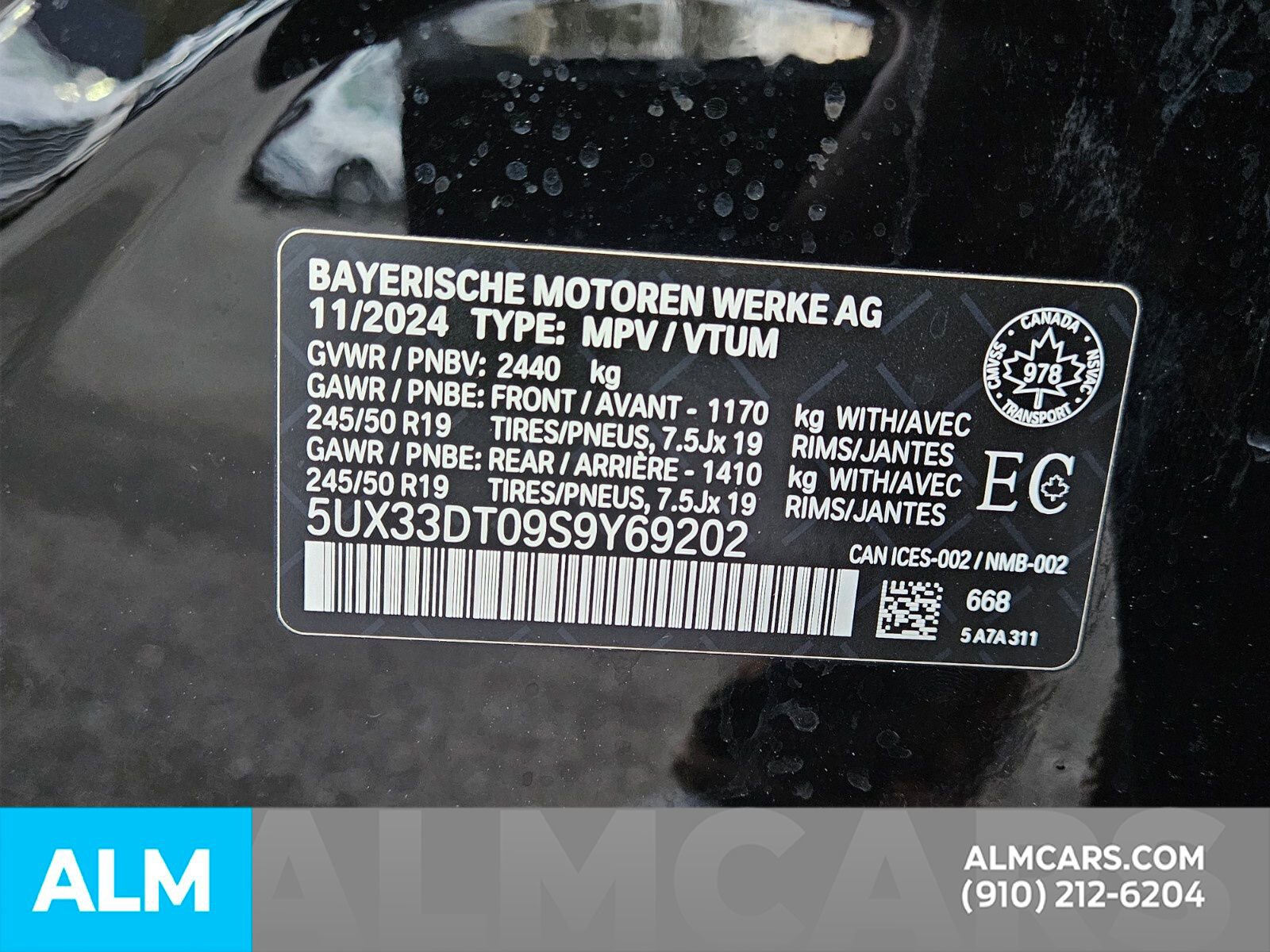 Used 2025 BMW X4 xDrive30i AWD/4WD image 11