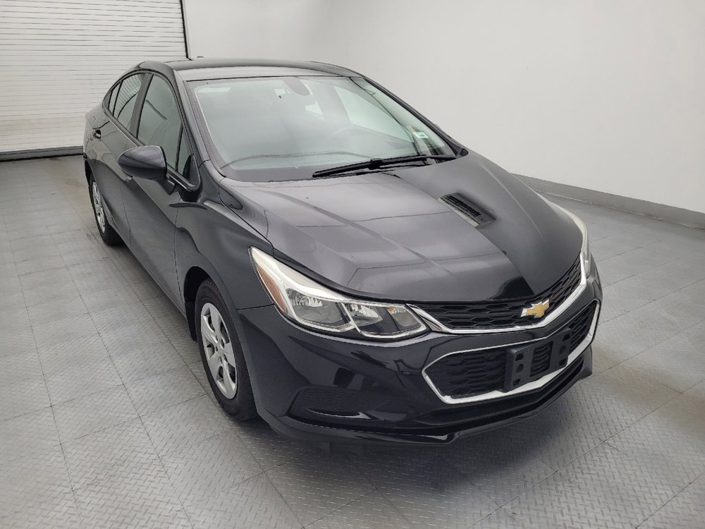 Used 2018 Chevrolet Cruze LS FWD image 13