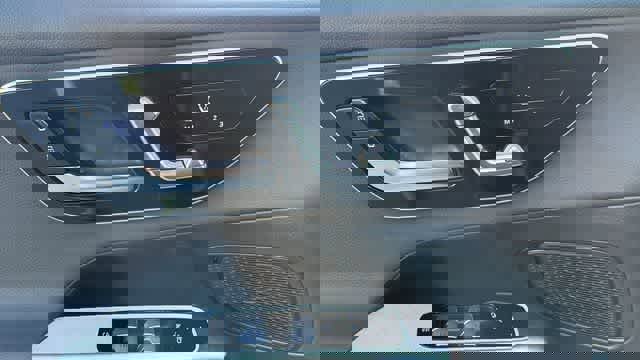 Certified 2025 Mercedes-Benz GLC 300 4MATIC image 16