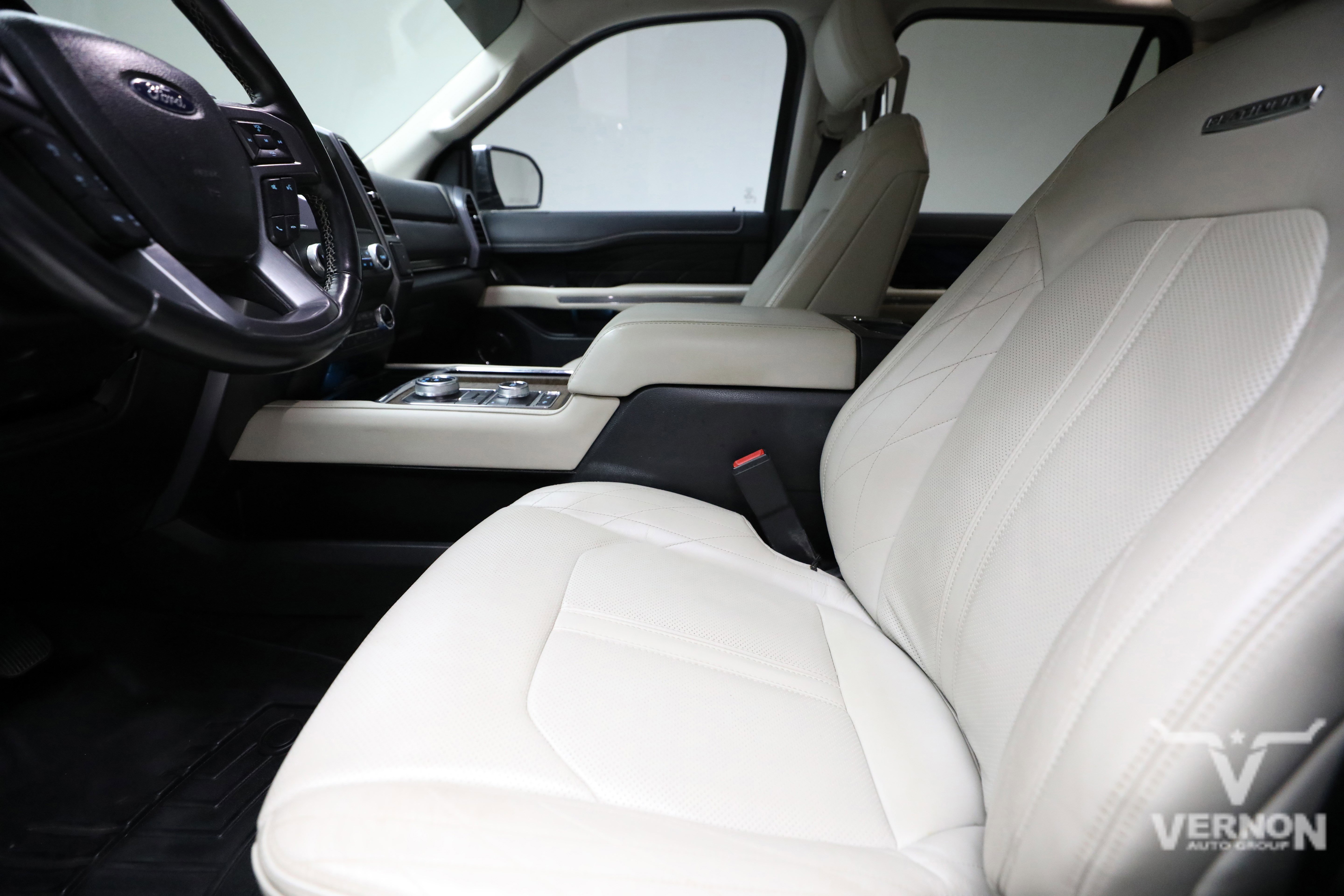 Used 2019 Ford Expedition Platinum image 10